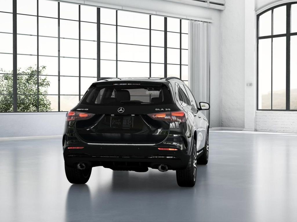 New 2026 Mercedes-Benz GLA 35 AMG 4MATIC image 24