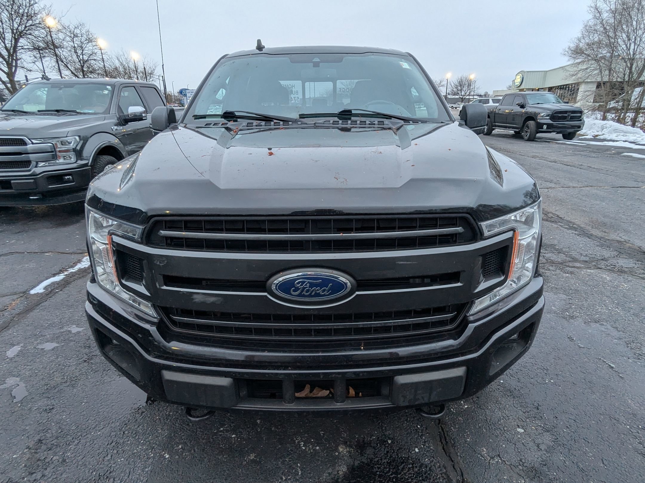 Used 2019 Ford F150 XLT w/ Equipment Group 302A Luxury image 4