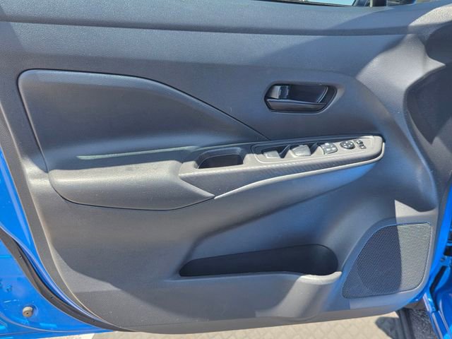 Used 2022 Nissan Versa S FWD image 15