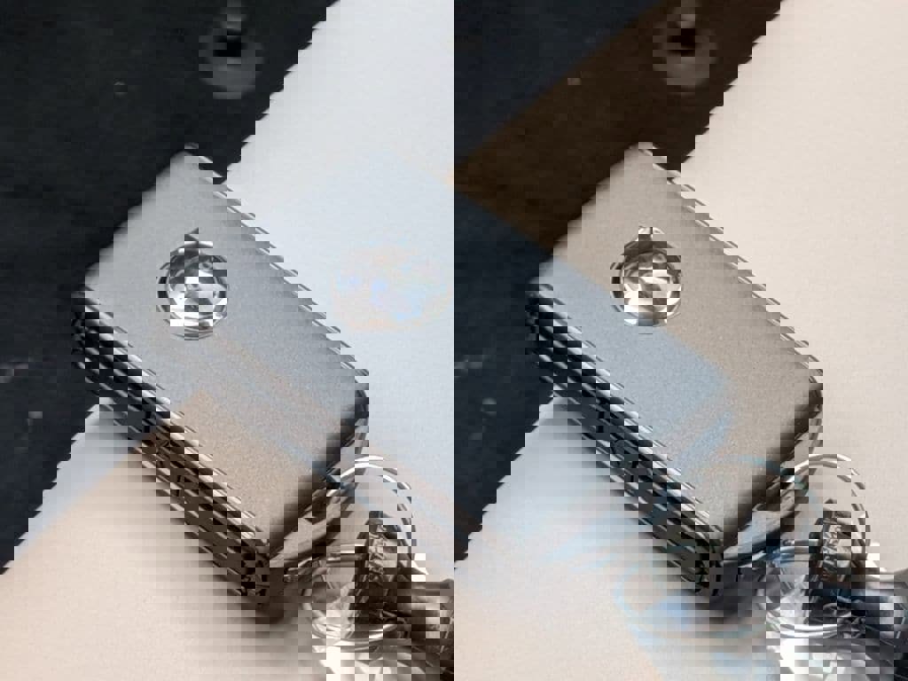 New 2026 Volvo XC60 T8 Core w/ Protection Package Premier image 40