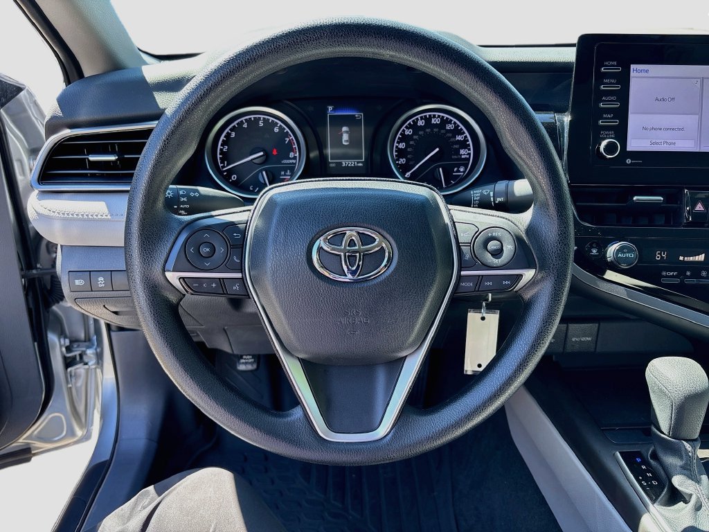 Used 2024 Toyota Camry LE FWD image 11