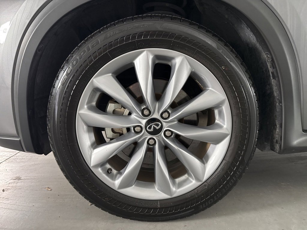 Used 2022 INFINITI QX50 Luxe image 4