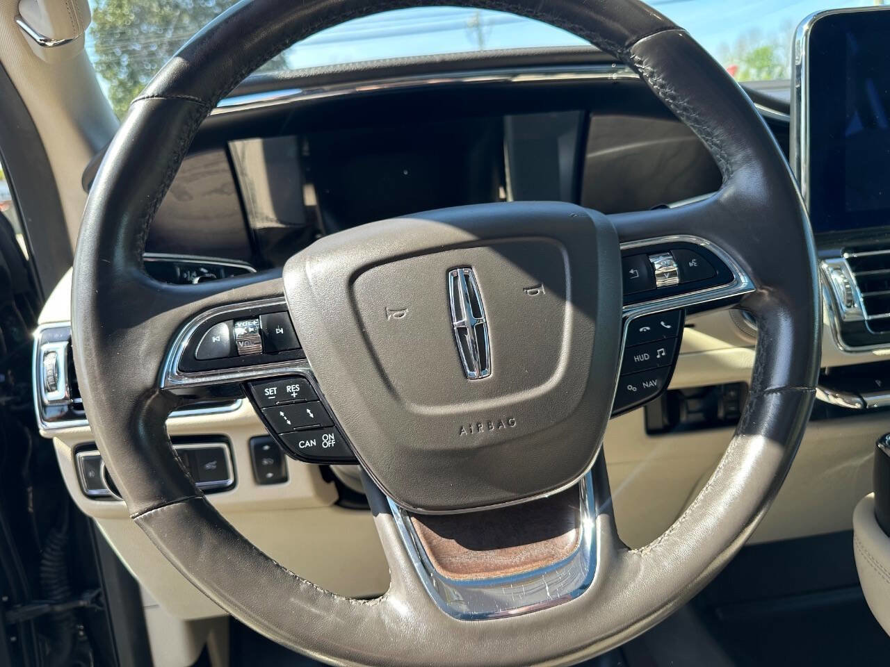 Used 2019 Lincoln Navigator L Reserve image 25