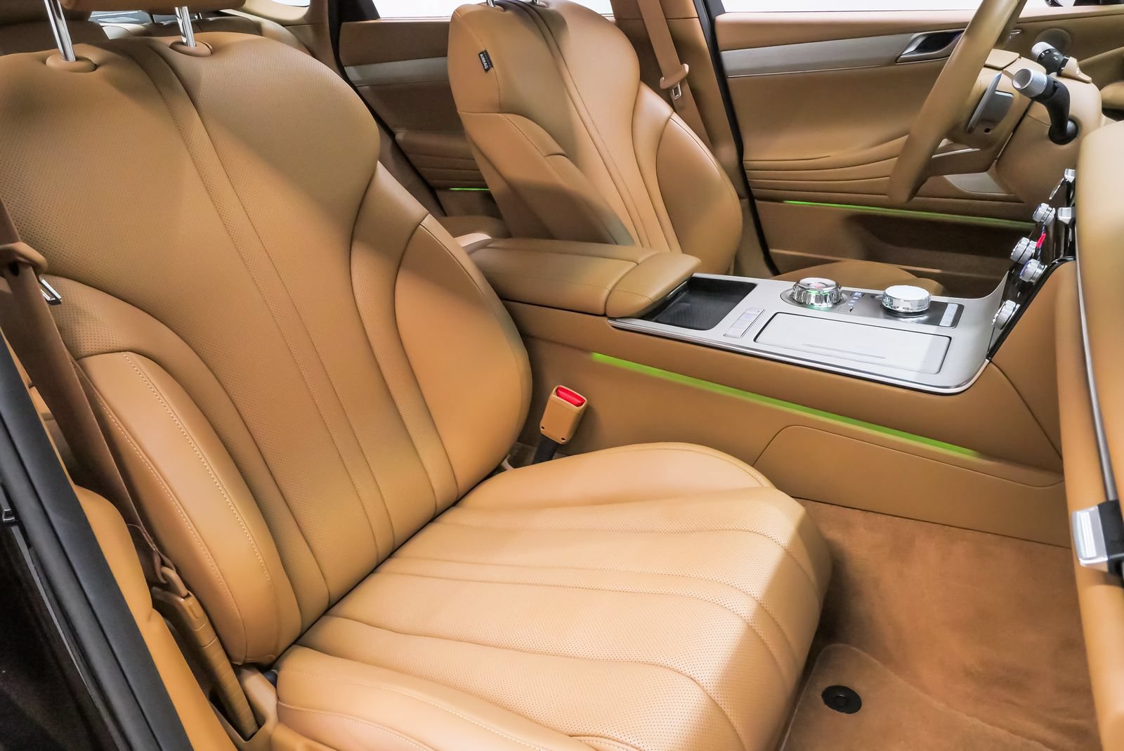 Certified 2026 Genesis G80 2.5T Advanced AWD/4WD image 15