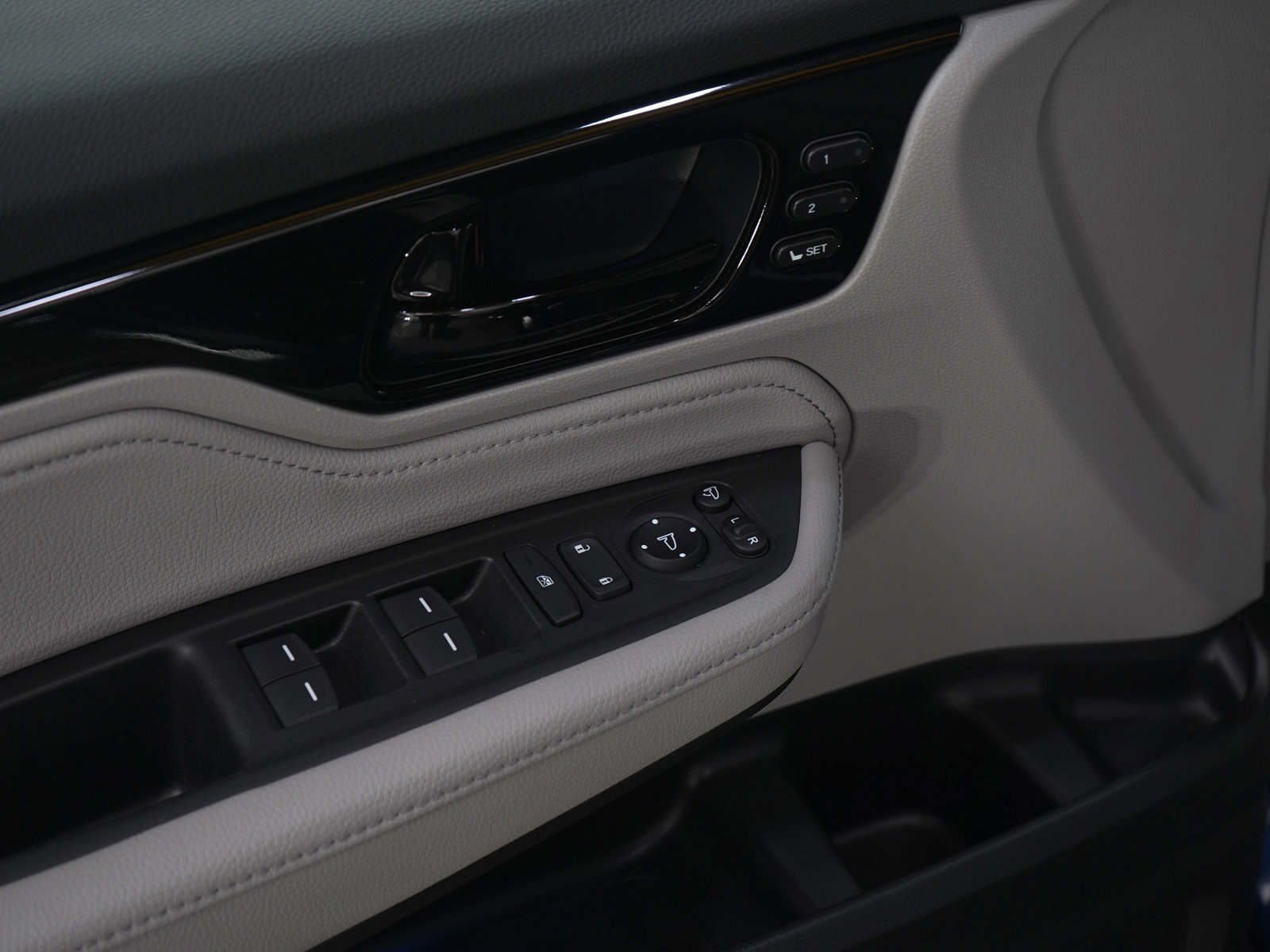 Used 2024 Honda Odyssey Elite image 24