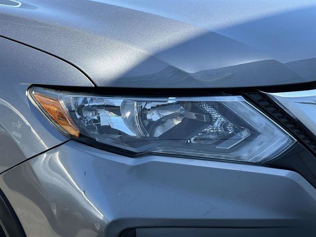 Used 2018 Nissan Rogue S w/ S Value Package AWD/4WD image 8