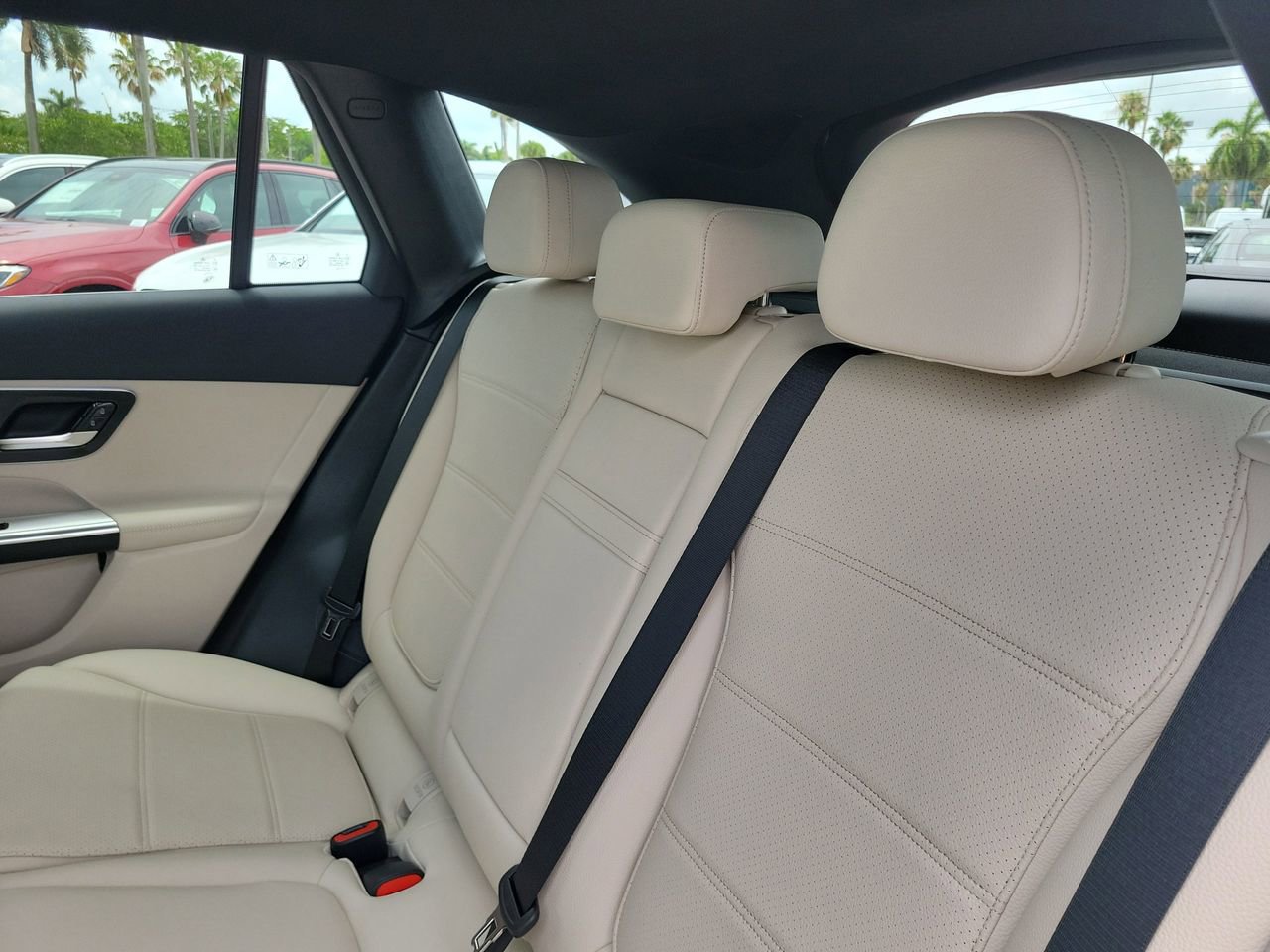 New 2026 Mercedes-Benz GLC 300 image 13