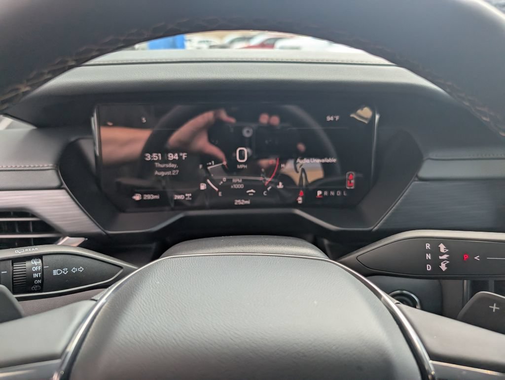 New 2027 GMC Acadia AT4 w/ Luxury Package AWD/4WD image 19