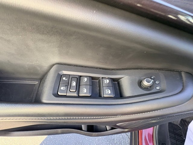 Used 2022 Jeep Grand Cherokee L Laredo image 24