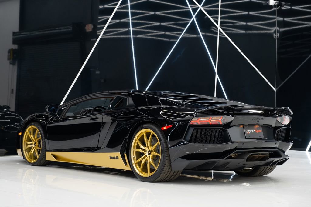 Used 2017 Lamborghini Aventador LP 700-4 image 13