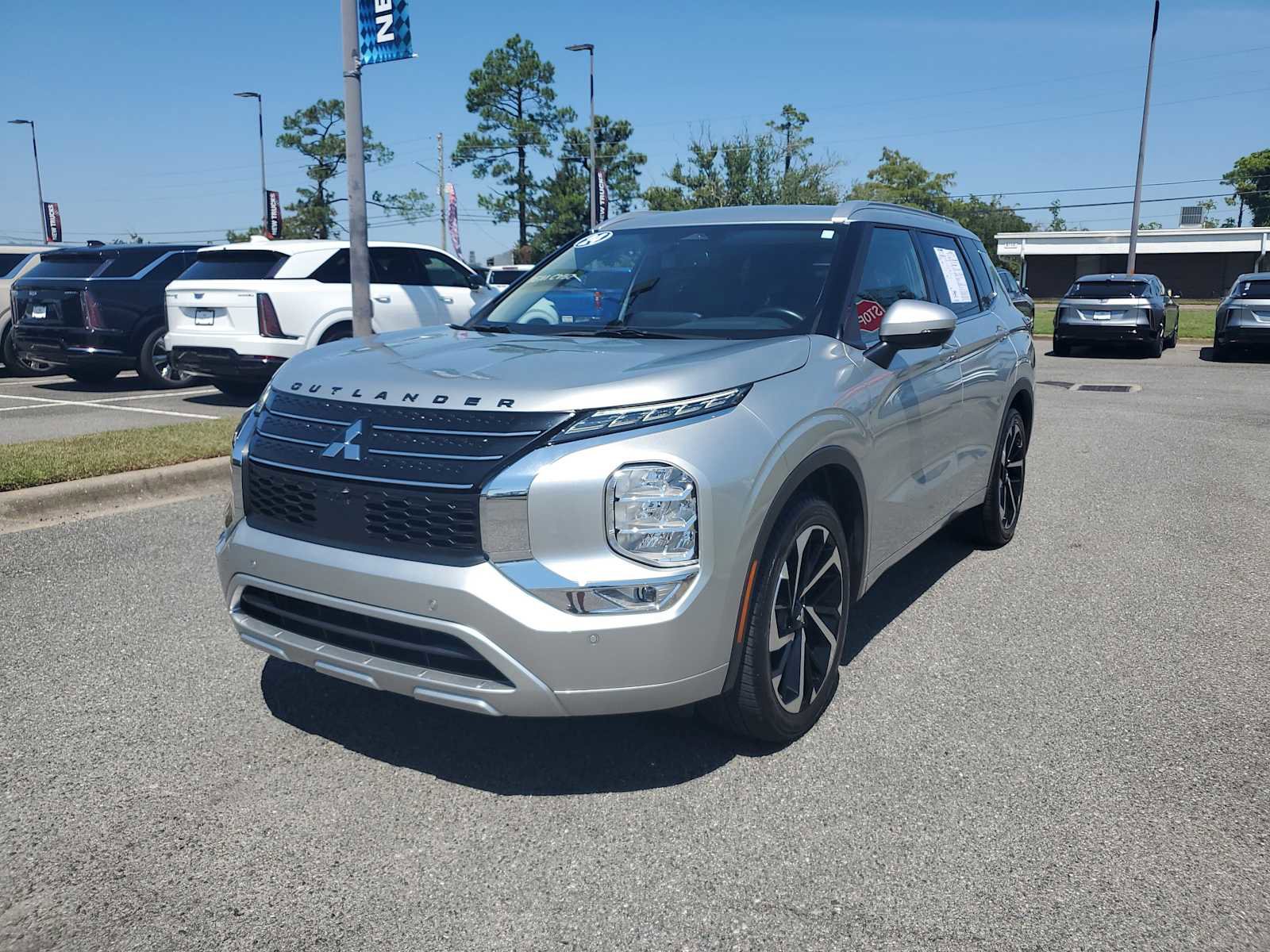 Used 2024 Mitsubishi Outlander SEL