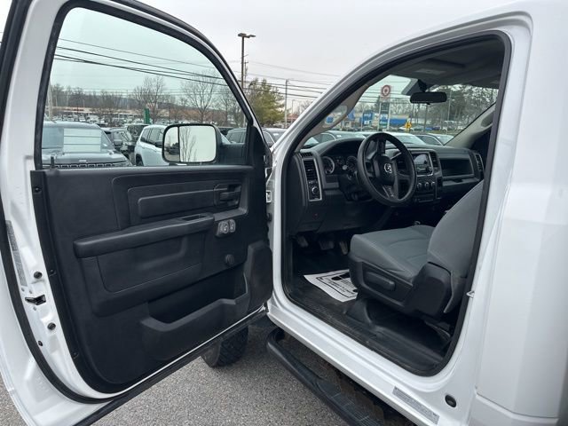 Used 2017 RAM 5500 Tradesman w/ Max Tow Package image 27