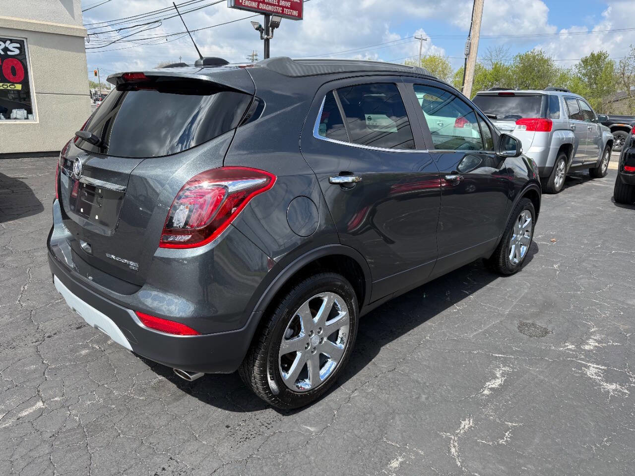 Used 2018 Buick Encore Essence w/ Experience Buick Package AWD/4WD image 6