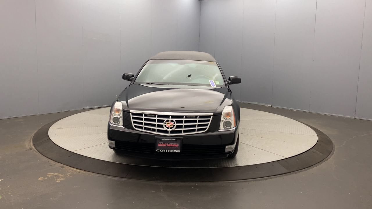 Used 2009 Cadillac DTS Limousine FWD image 8