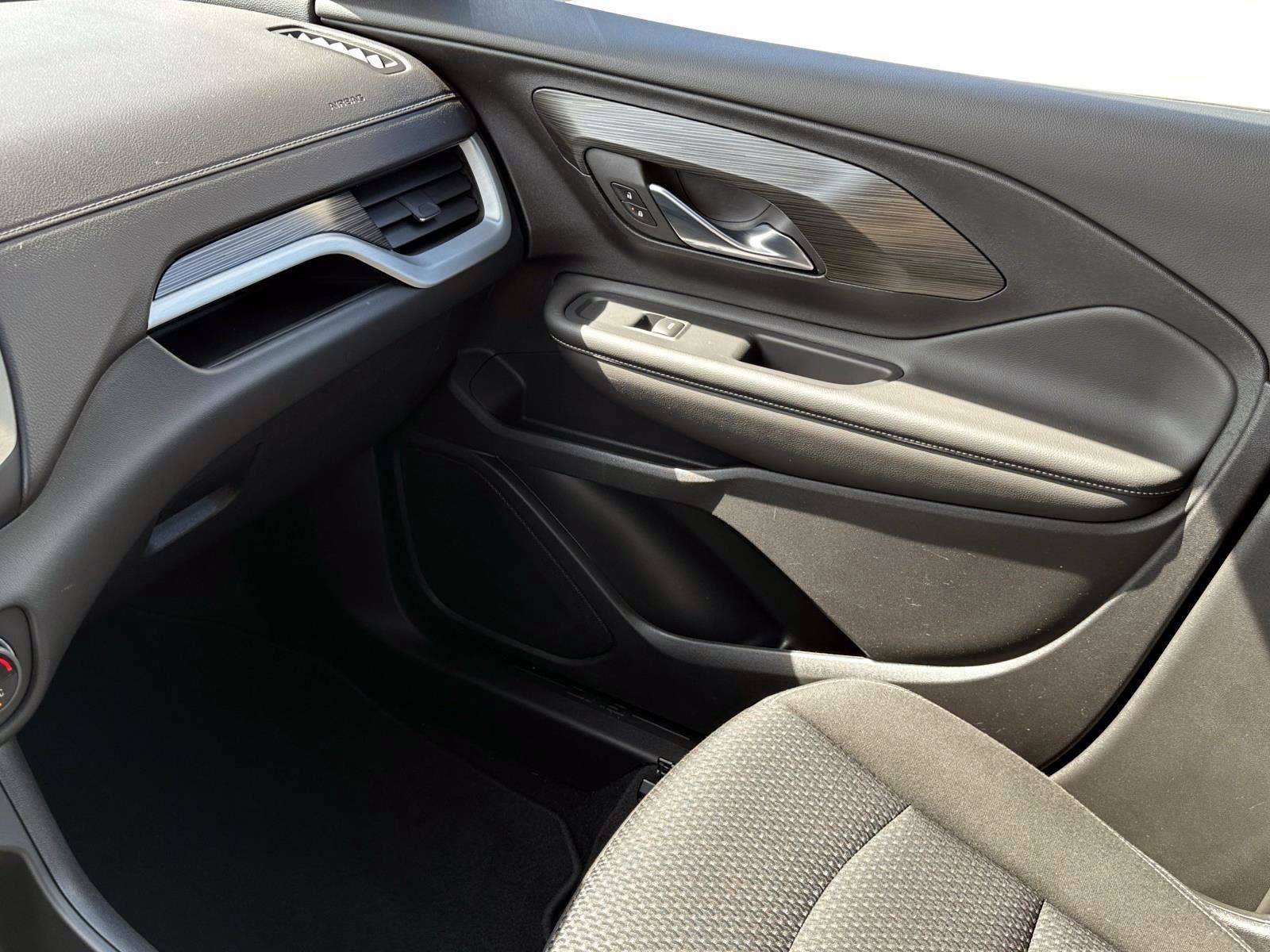 Certified 2023 GMC Terrain SLE w/ Driver Convenience Package image 26
