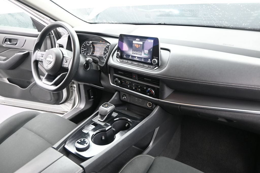 Used 2024 Nissan Rogue S AWD/4WD image 26