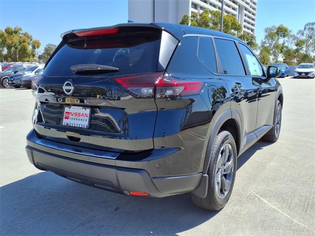 New 2026 Nissan Rogue SV image 7