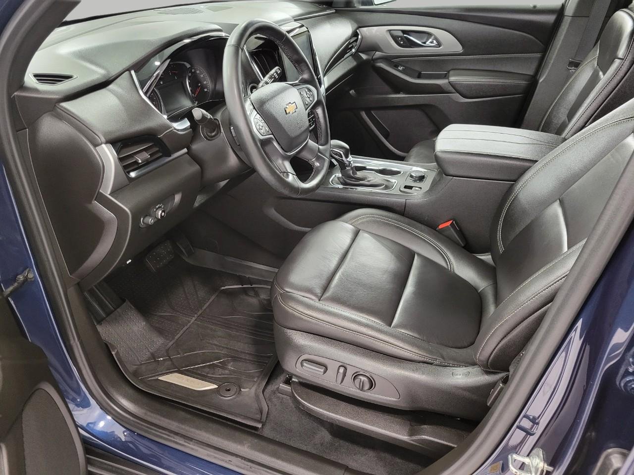 Certified 2023 Chevrolet Traverse LT w/ LPO, Floor Liner Package image 10