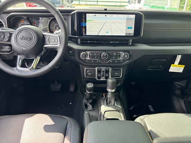 New 2027 Jeep Wrangler Unlimited Sahara AWD/4WD image 10