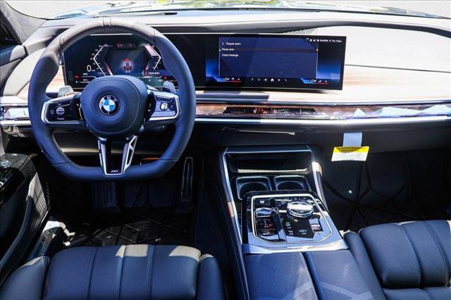 Used 2025 BMW 760i xDrive w/ Executive Package AWD/4WD image 22