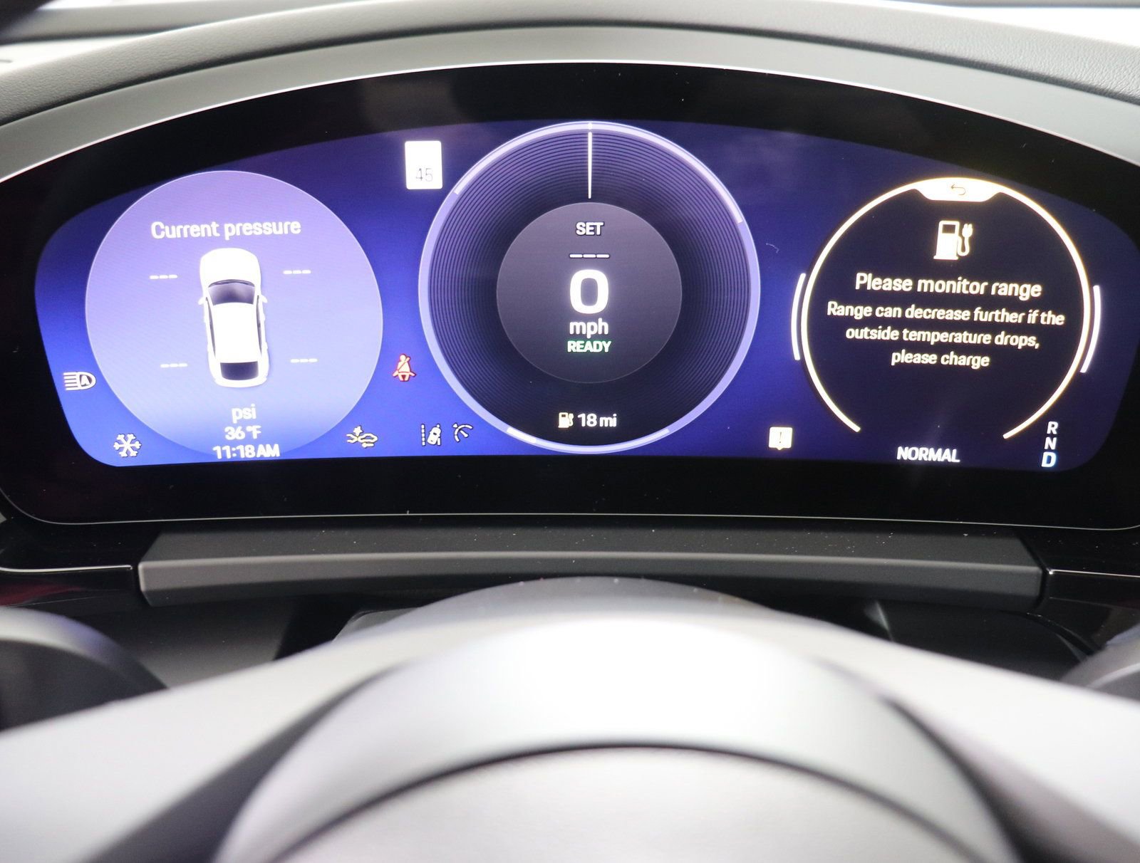 Used 2025 Porsche Macan 4S Electric image 25