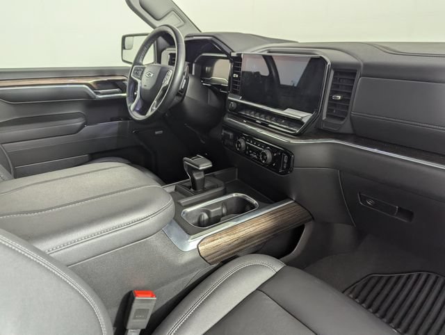Used 2024 Chevrolet Silverado 1500 RST w/ Convenience Package II AWD/4WD image 25