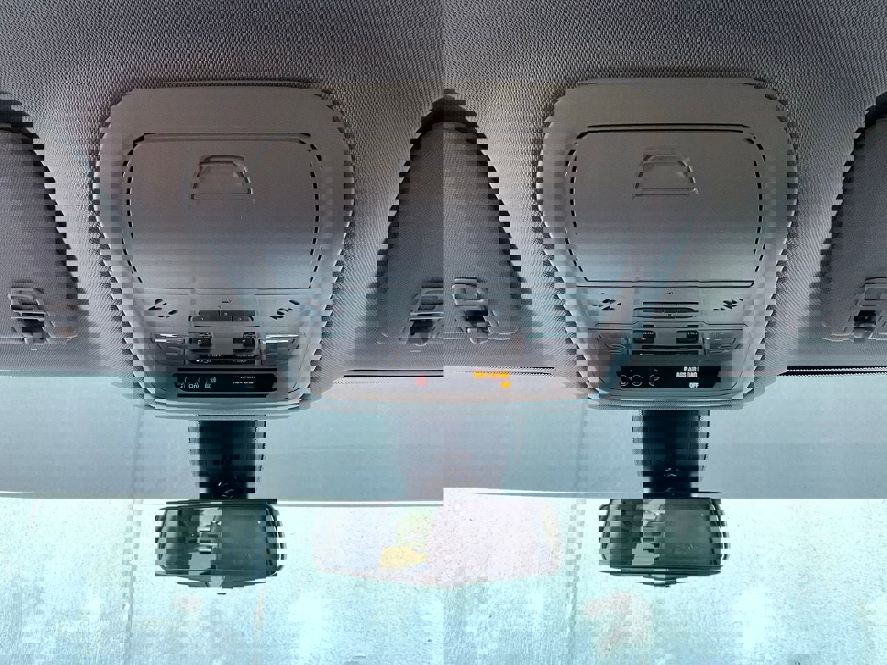 Used 2018 Buick Enclave Avenir w/ Avenir Technology Package image 18