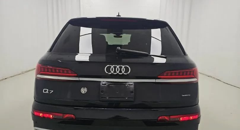 Used 2021 Audi Q7 2.0T Premium Plus AWD/4WD image 3
