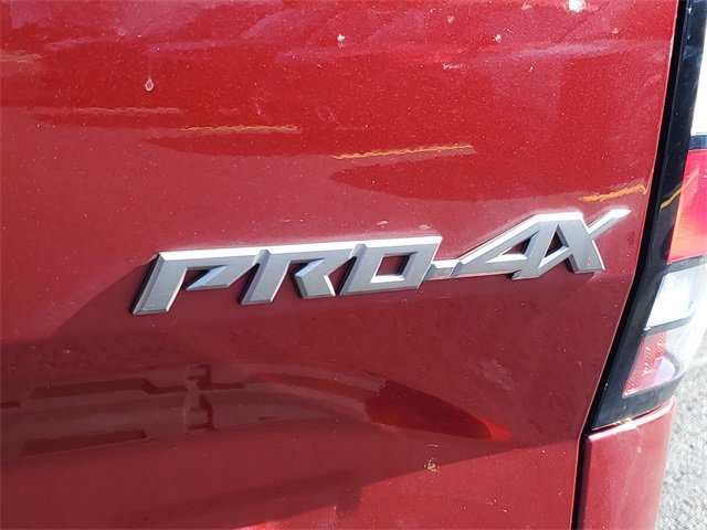 Used 2022 Nissan Frontier PRO-4X w/ Off-Road Protection Package image 6