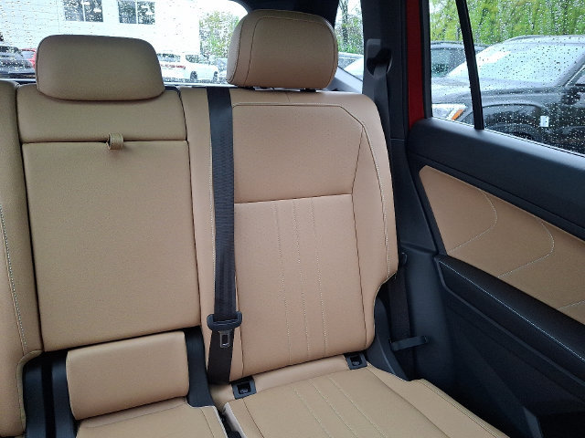 Used 2024 Volkswagen Tiguan SE R-Line AWD/4WD image 20