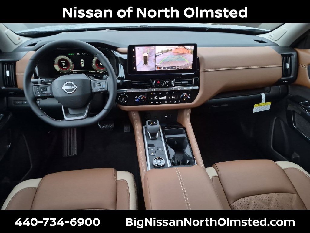 New 2026 Nissan Pathfinder Platinum AWD/4WD image 17