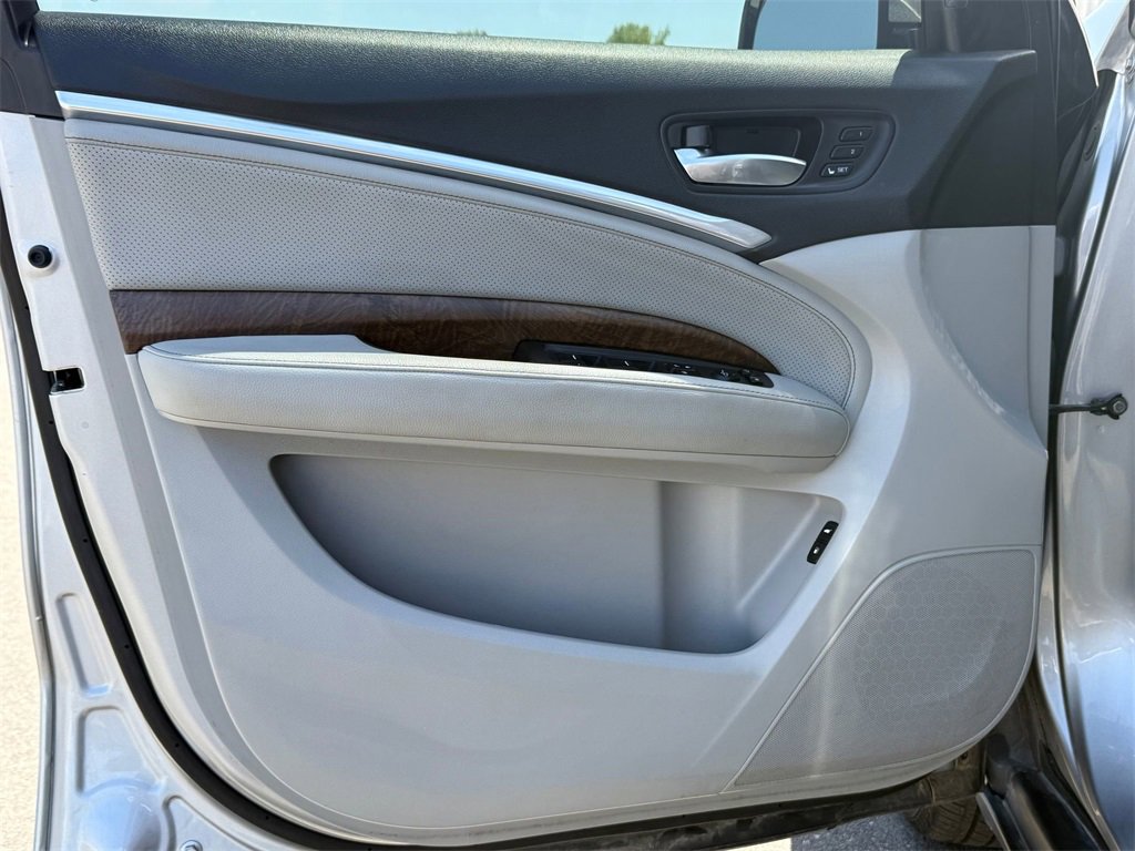 Used 2020 Acura MDX SH-AWD w/ Technology Package image 12