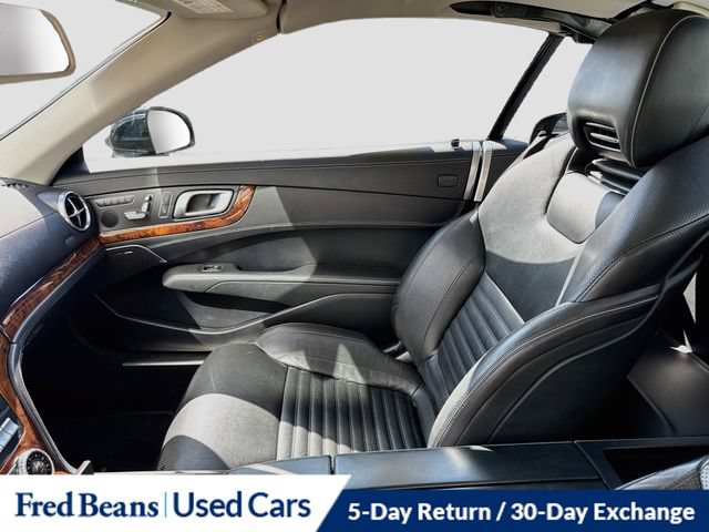 Used 2014 Mercedes-Benz SL 550 image 31