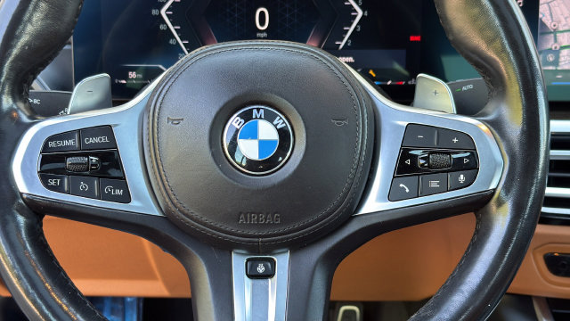 Used 2023 BMW 330i Sedan w/ M Sport Package RWD image 17
