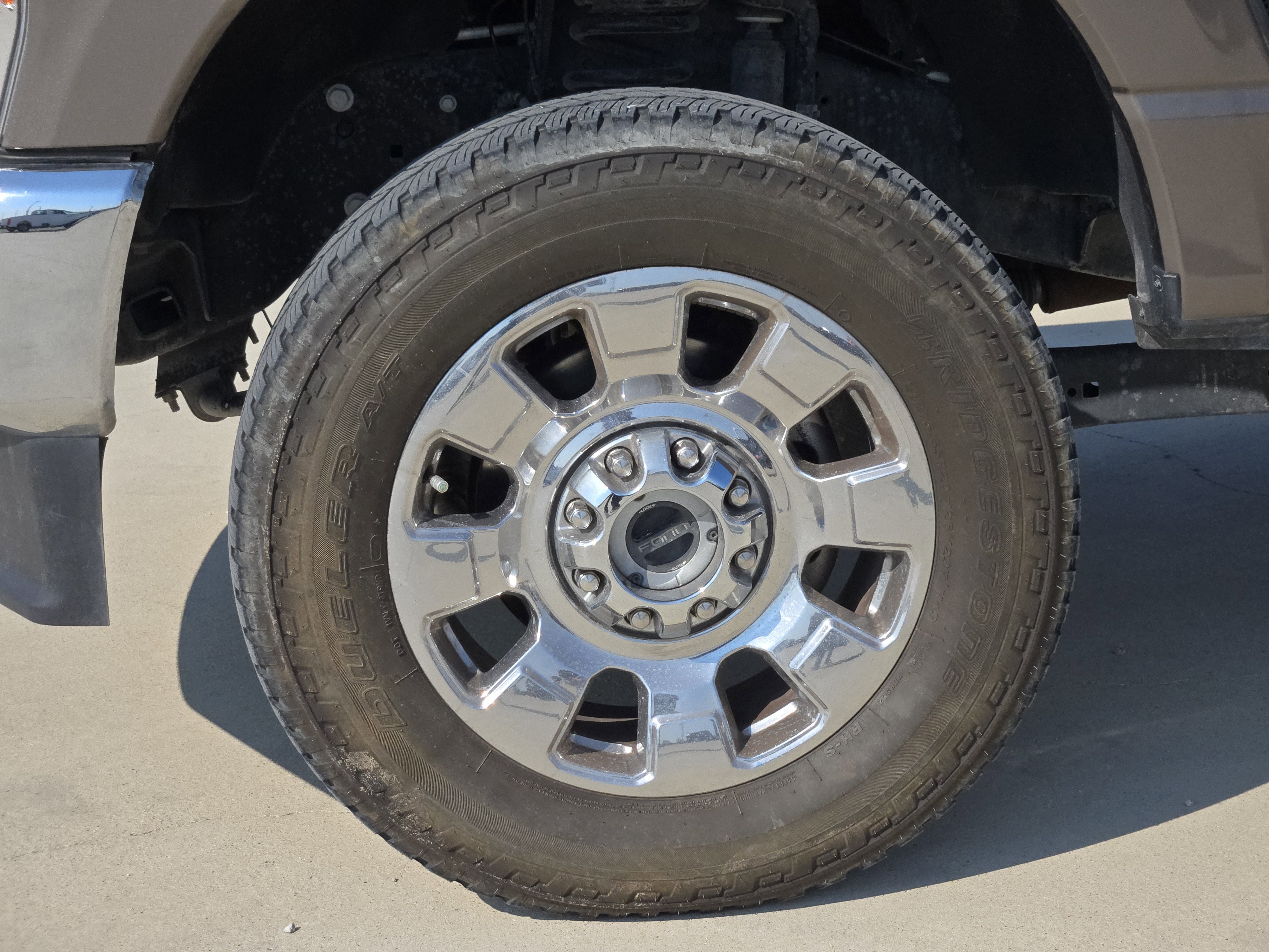 Used 2023 Ford F250 Lariat w/ Chrome Package image 12