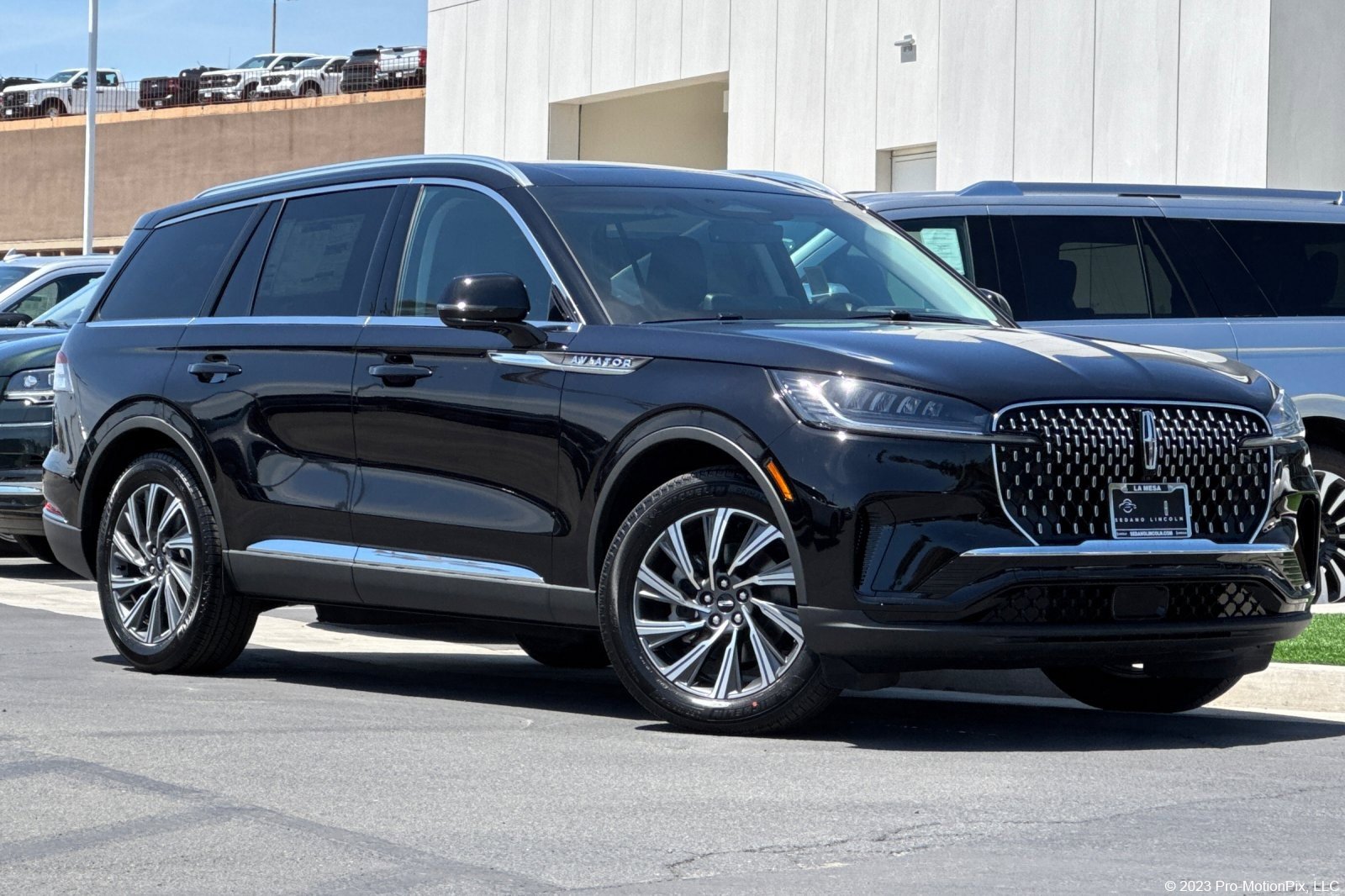 New 2025 Lincoln Aviator 2WD w/ Equipment Group 101A