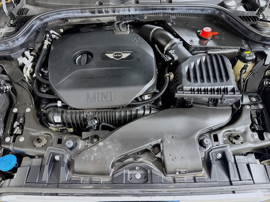 Used 2019 MINI Cooper S w/ Signature Upholstery Package image 37