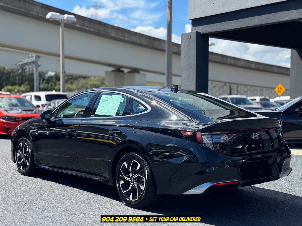 Used 2025 Hyundai Sonata SEL FWD image 6