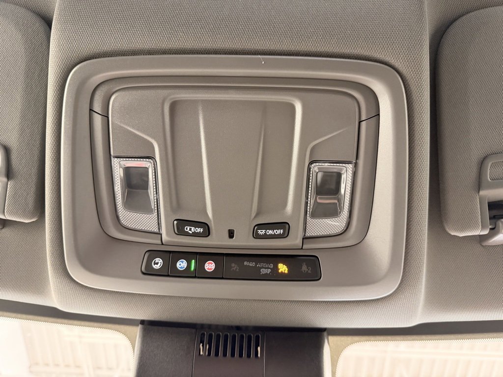 Used 2025 Chevrolet Silverado 2500 LT image 56