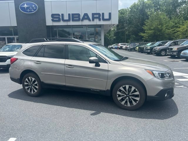 Used 2016 Subaru Outback 2.5i Limited AWD/4WD image 2