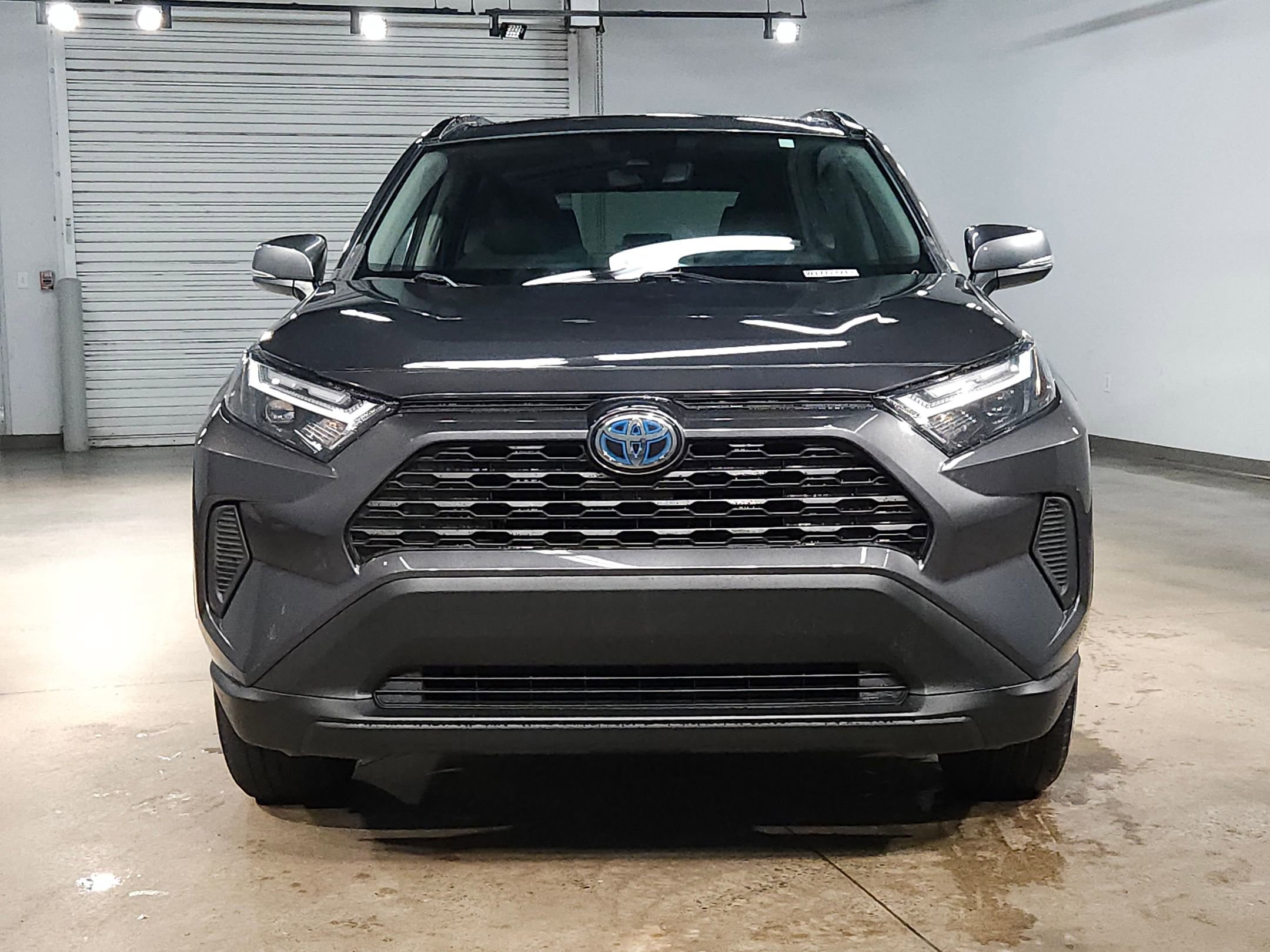 Used 2023 Toyota RAV4 XLE w/ Convenience Package AWD/4WD image 2