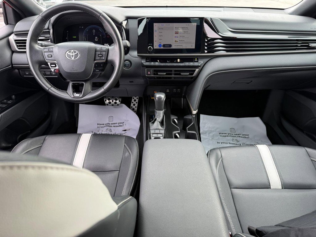 Certified 2025 Toyota Camry SE image 12