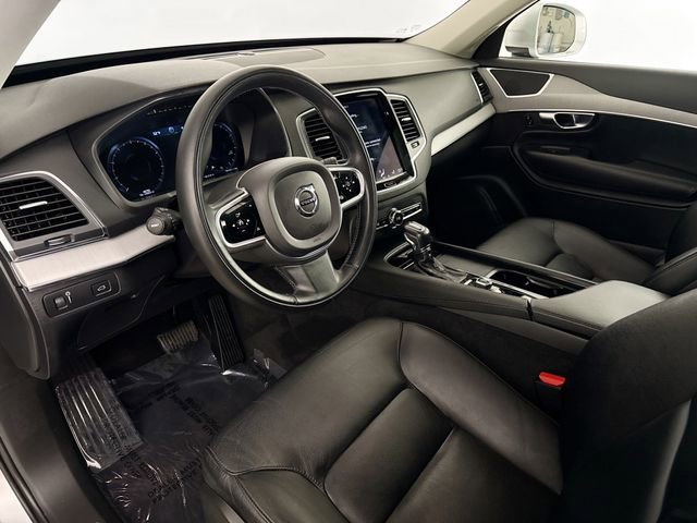 Used 2021 Volvo XC90 T5 Momentum w/ Climate Package image 25
