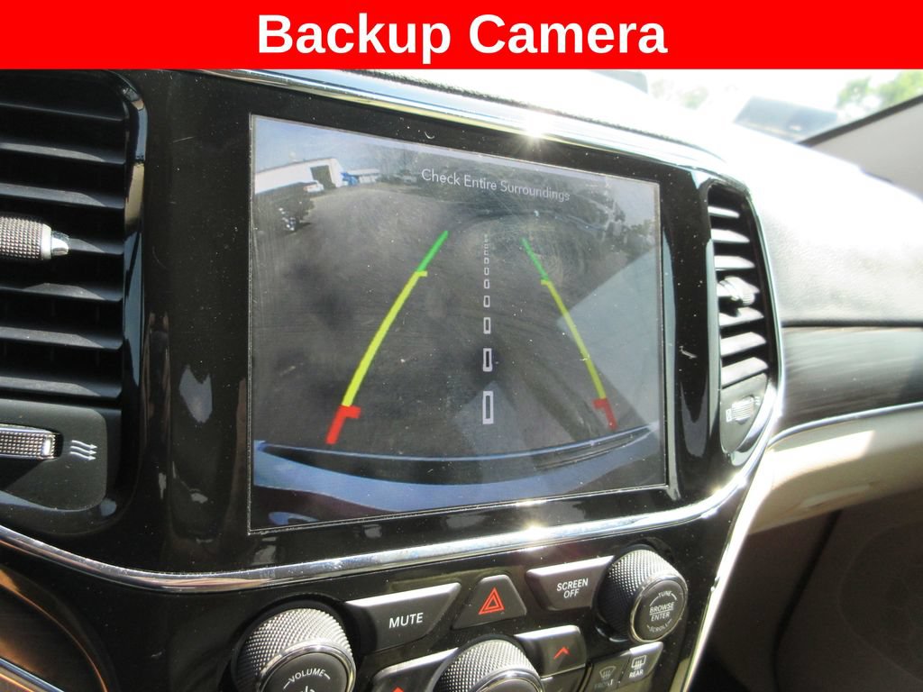 Used 2020 Jeep Grand Cherokee Limited AWD/4WD image 17