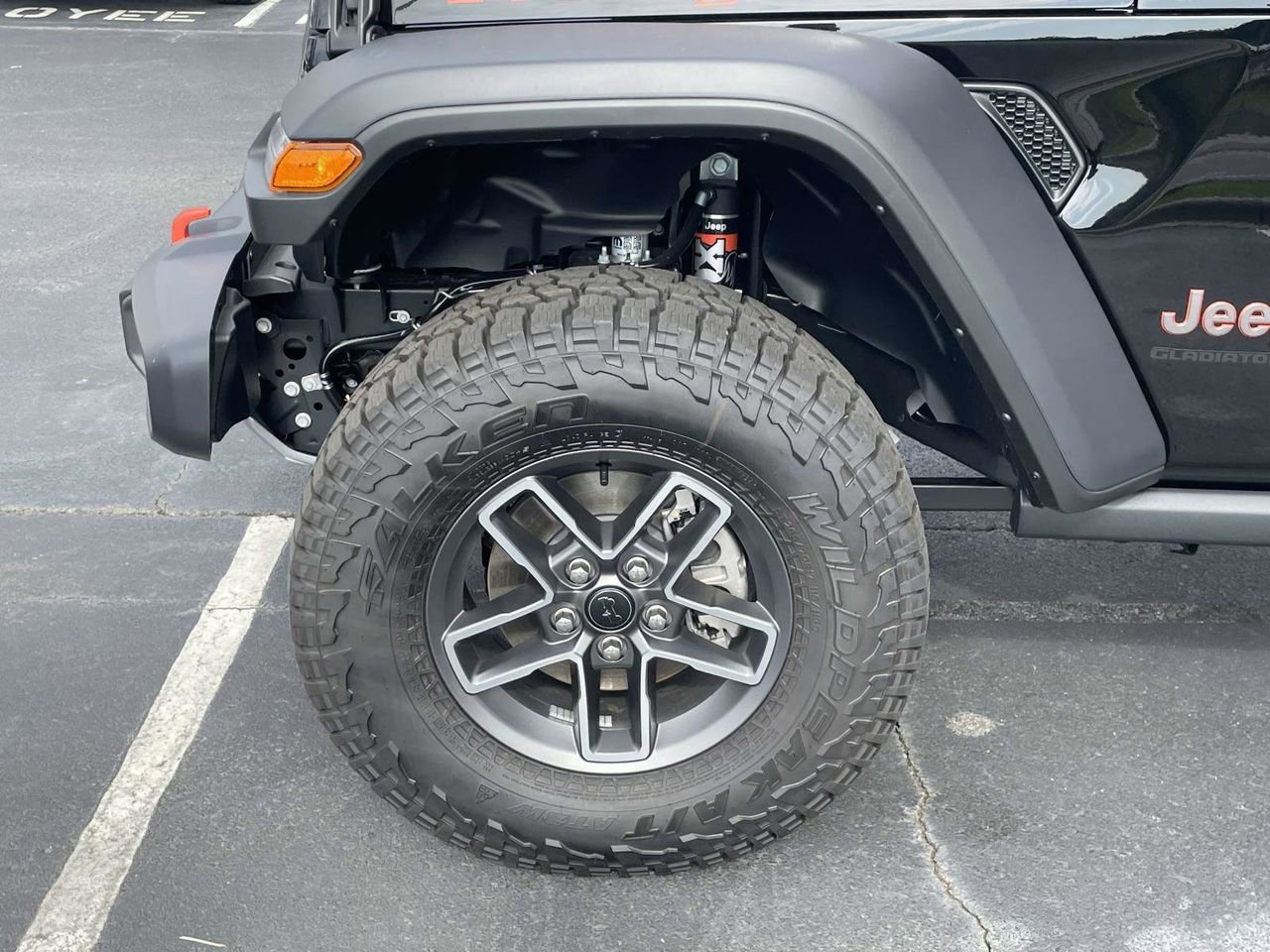 New 2025 Jeep Gladiator Mojave w/ Safety Group image 38