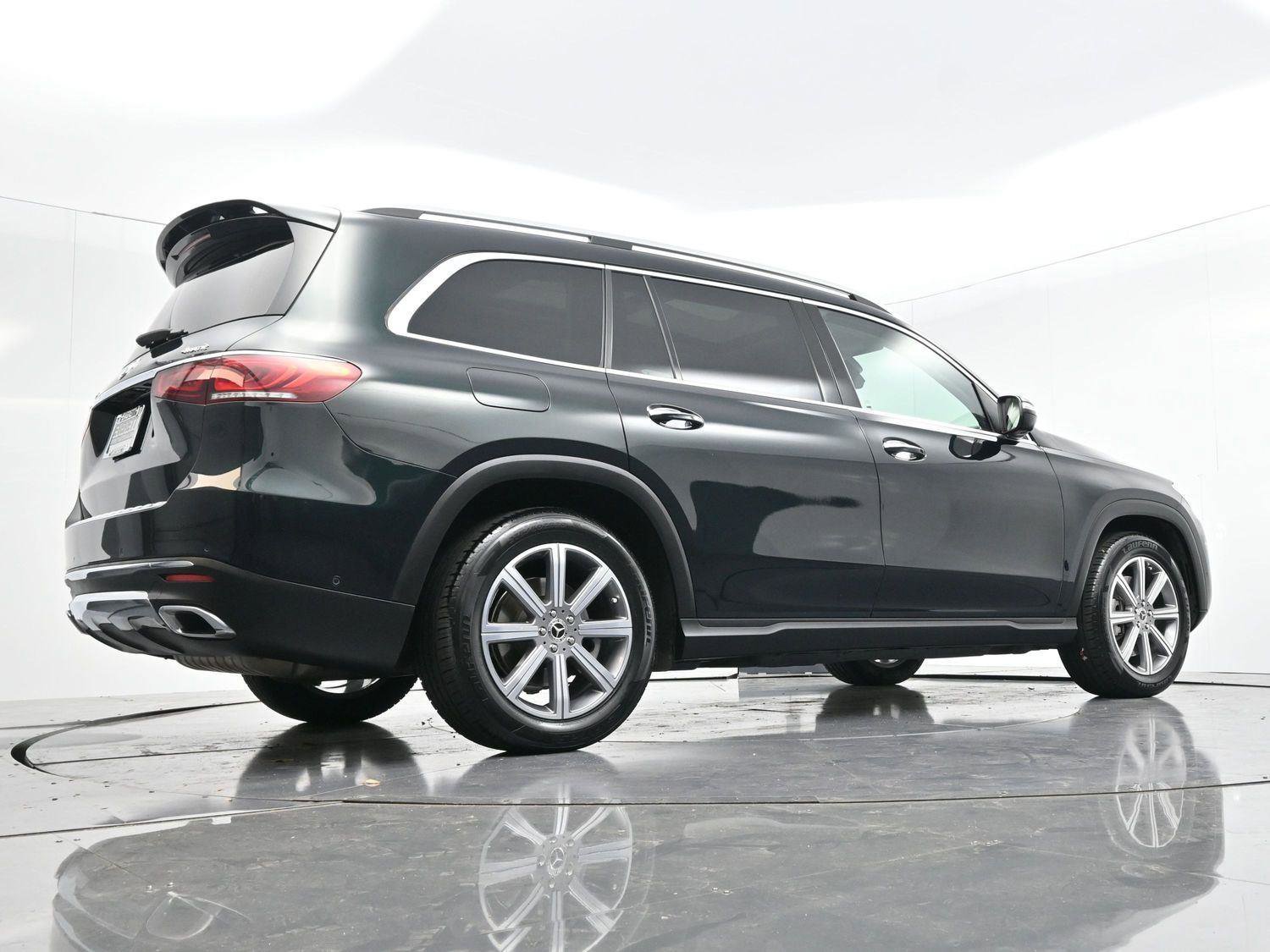 Used 2023 Mercedes-Benz GLS 450 4MATIC image 52