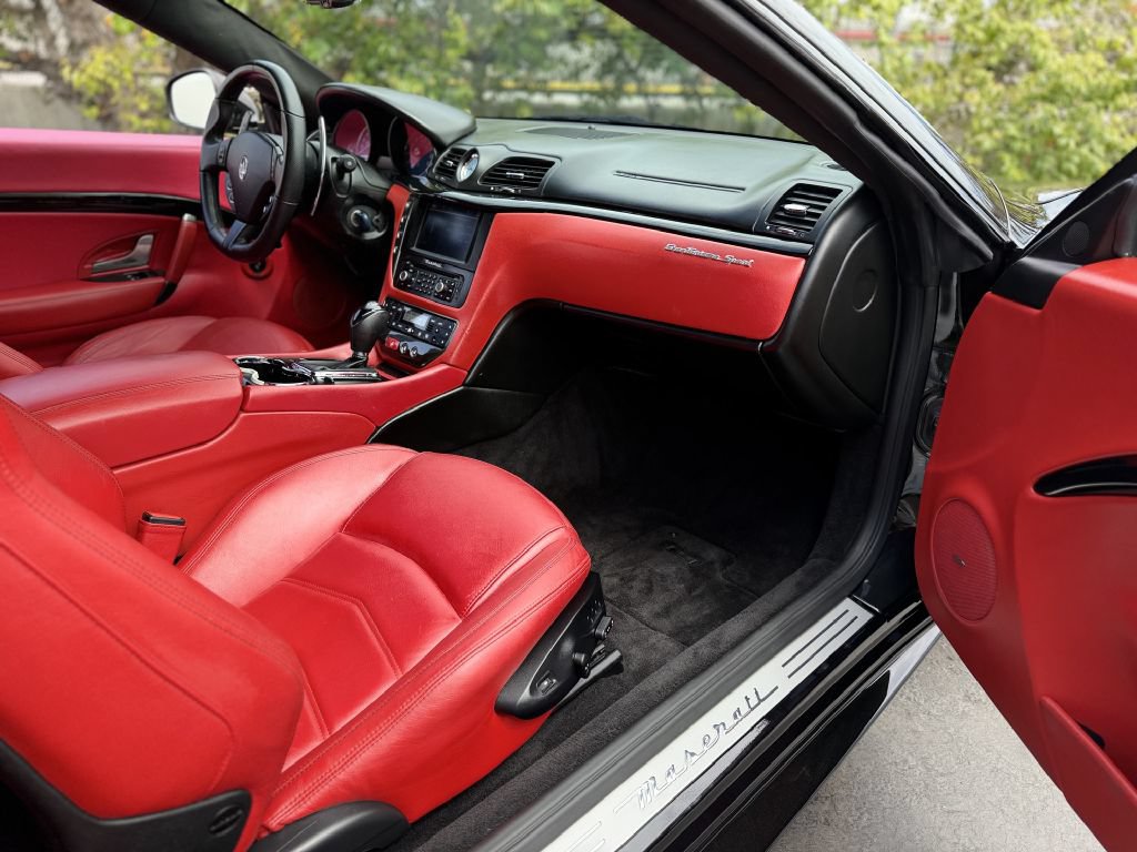 Used 2017 Maserati GranTurismo Sport RWD image 15