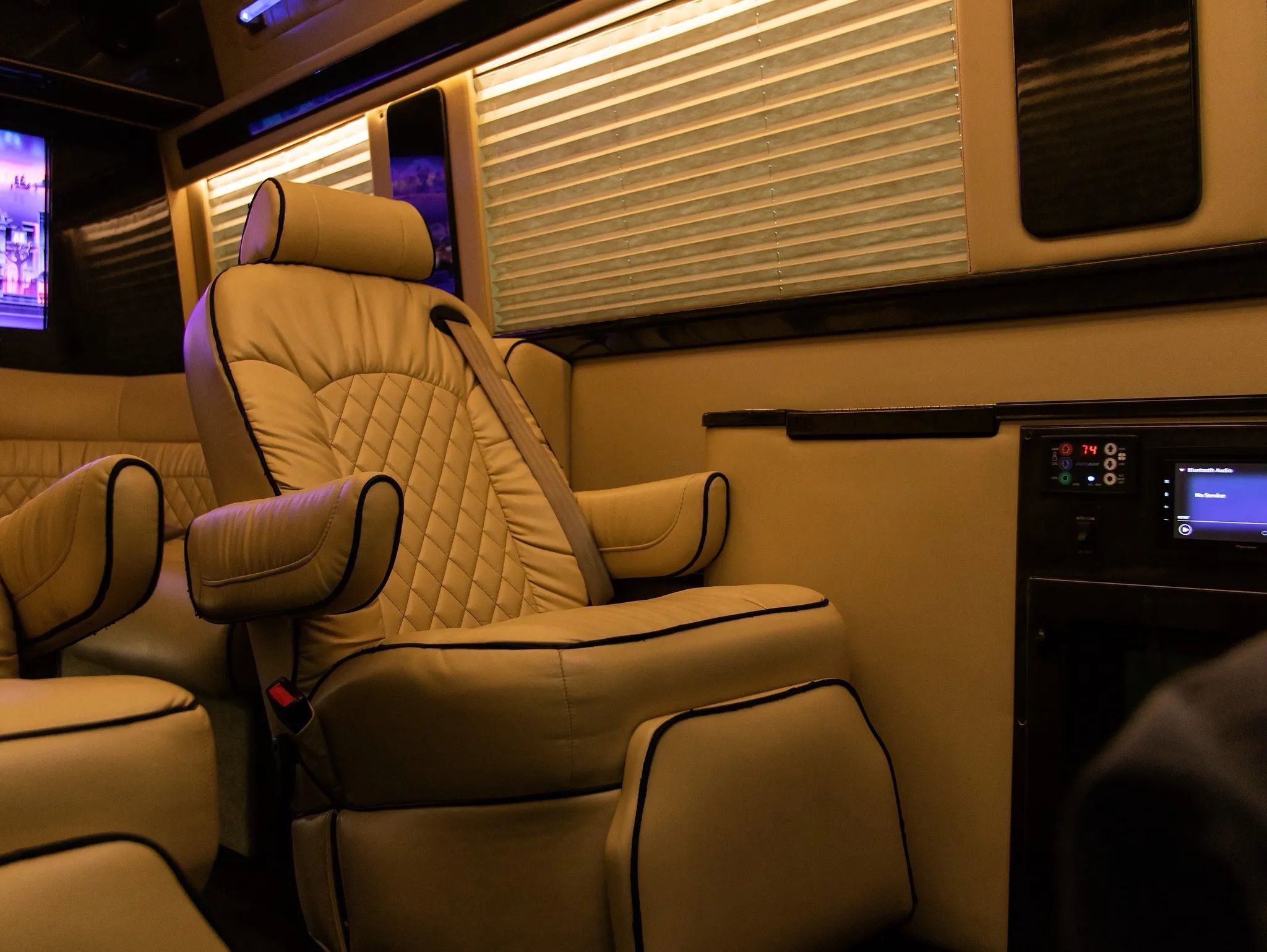 Used 2017 Mercedes-Benz Sprinter 3500 w/ Active Safety Plus Package image 30