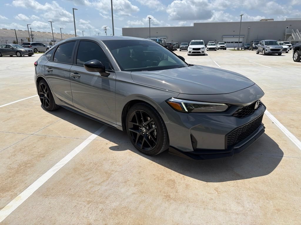 Used 2025 Honda Civic Sport image 3
