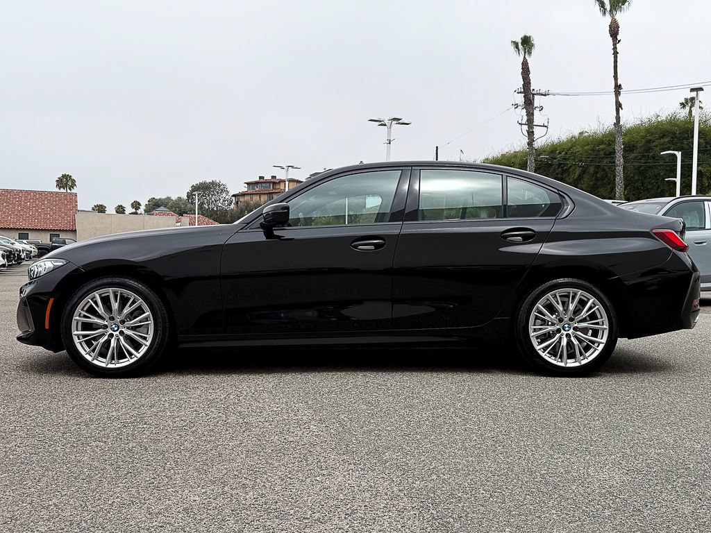 Used 2023 BMW 330i Sedan w/ Driving Assistance Package RWD image 4